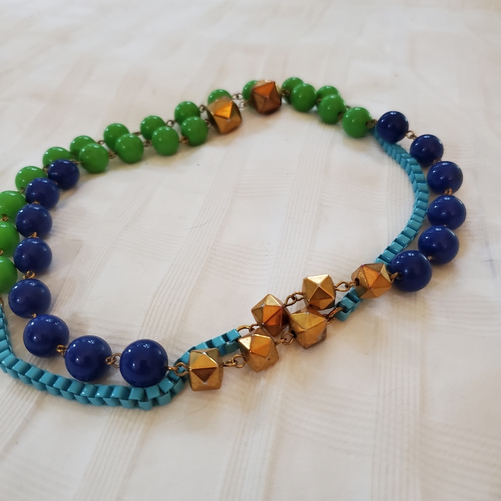 Green, blue & gold beaded necklace, 18", colorful mod design ala Trina Turk